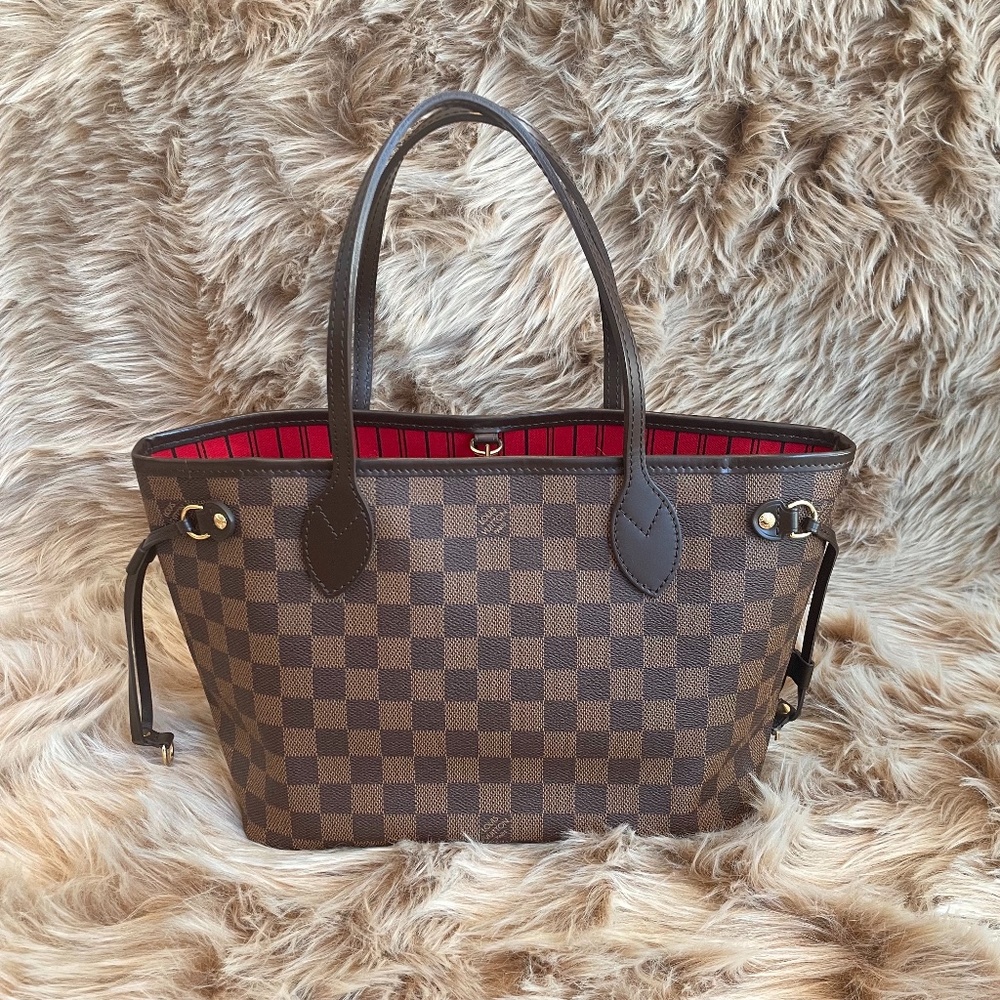Louis Vuitton Neverfull PM